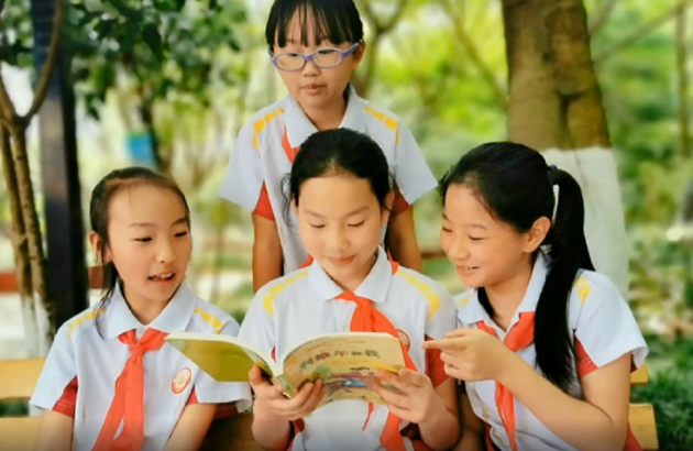 書(shū)香滿(mǎn)校園 智慧潤(rùn)童心——德陽(yáng)外國(guó)語(yǔ)小學(xué)第十五屆讀書(shū)節(jié)開(kāi)幕啦！